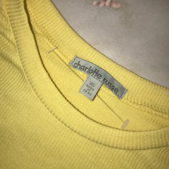 Yellow crop top - Picture 2 of 2